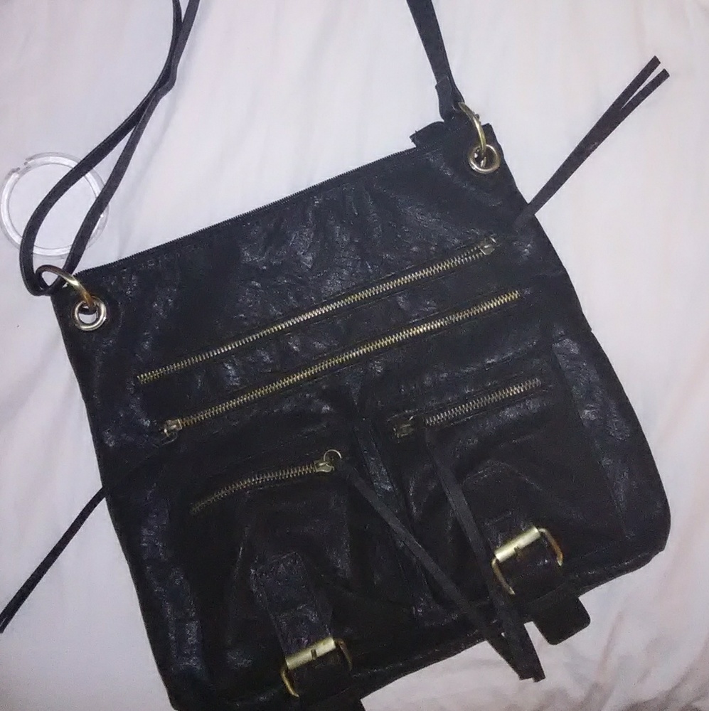 Bundle - Picture 3 of 6